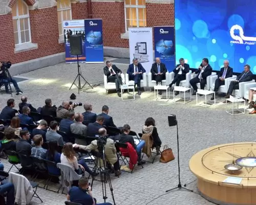 Dyskusja - Morze: strategia i konieczność - na Politechnice Gdańskiej