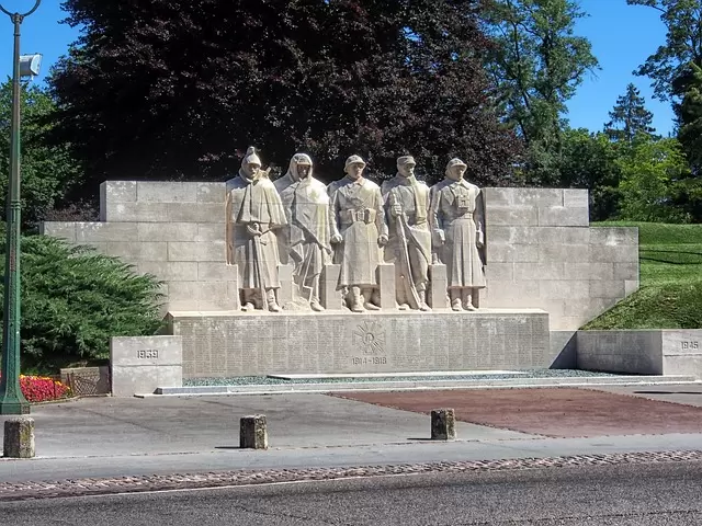 O zbrodniach wojennych i ludobójstwie w na Gdańskiej Szkole Wyższej. 