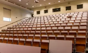 Szkoły wyższe w województwie pomorskim w Gdańsku wynajmują sale konferencyjne