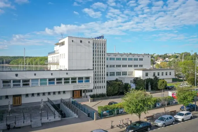 Uniwersytet Morski w Gdyni (UMG)