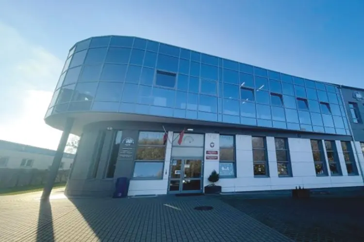 Akademia Ekonomiczno-Humanistyczna w Warszawie, Filia w Gdańsku (Uczelnia niepubliczna)